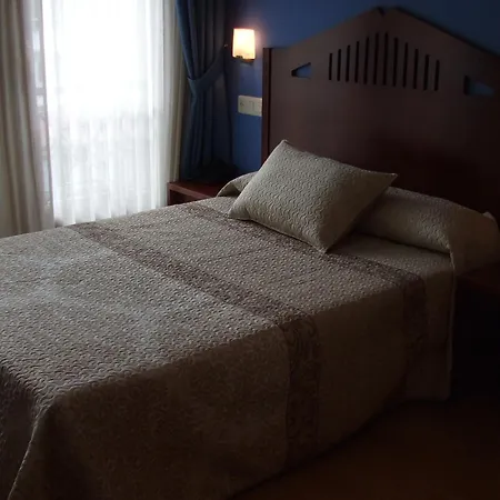 Cruces Hotel