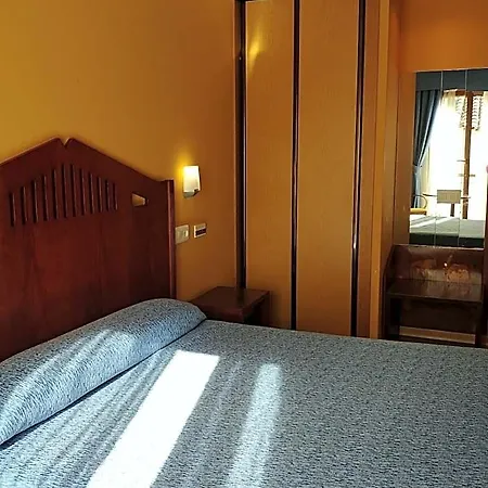 Cruces Hotel 3*