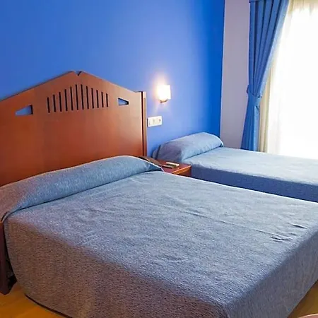 Hotel Cruces 3*