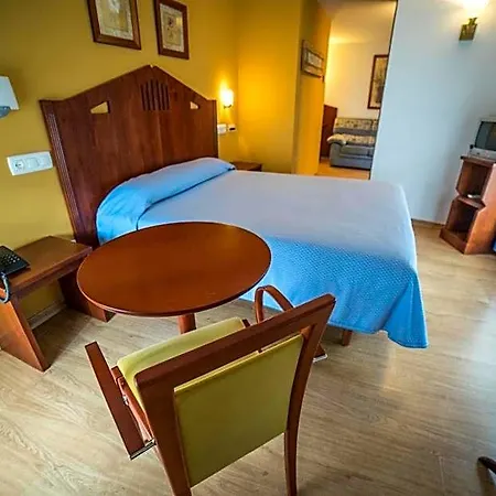 Cruces Hotel