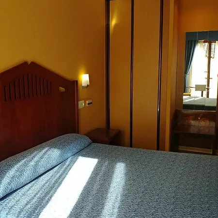 Cruces Hotel 3*