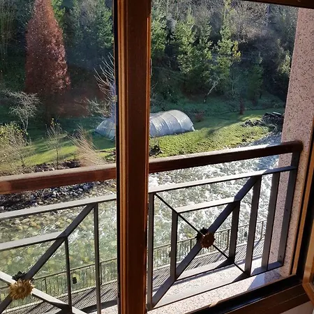 Hotel Cruces Belmonte De Miranda