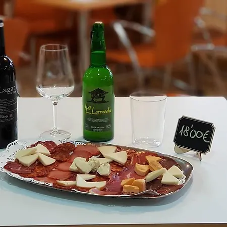 Cruces Hotel Belmonte De Miranda