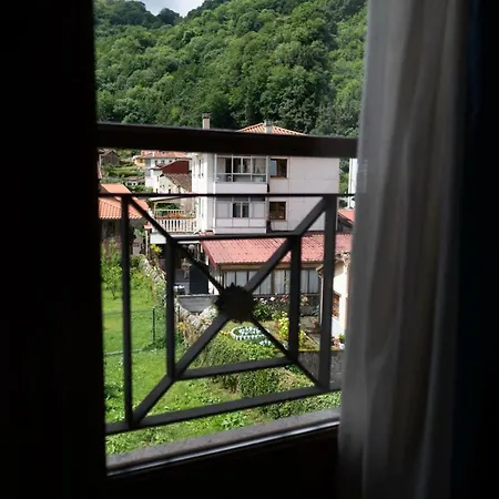 Cruces 3* Belmonte De Miranda