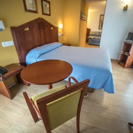 Hotel Cruces