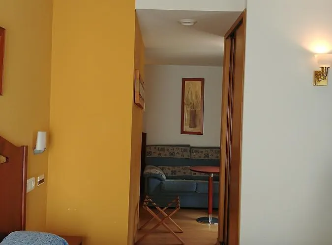 Cruces 3* Belmonte De Miranda