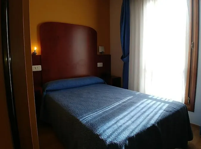 Cruces Hotel Belmonte De Miranda