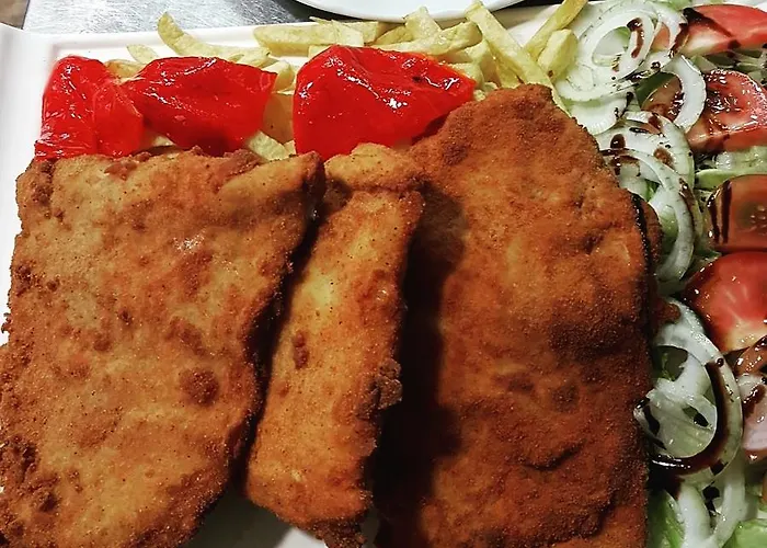 Hotel Cruces Belmonte De Miranda